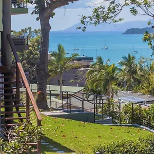 airlie-guest-house.queenslandhotels.net/